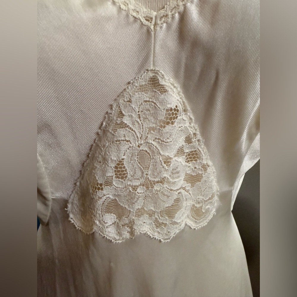 Vintage Ivory Lace Nylon Slip Dress Nightgown Bias Cut Bridal Lingerie S - Picture 5 of 13